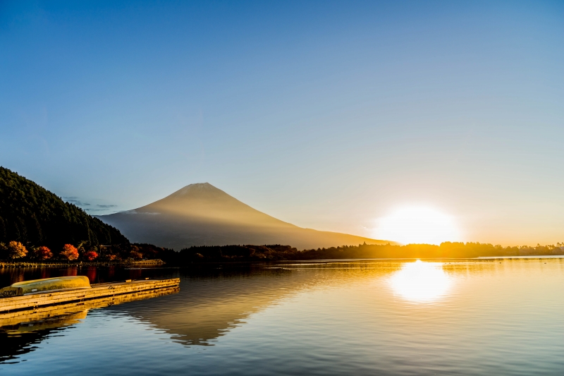 81. 富士山と日の出